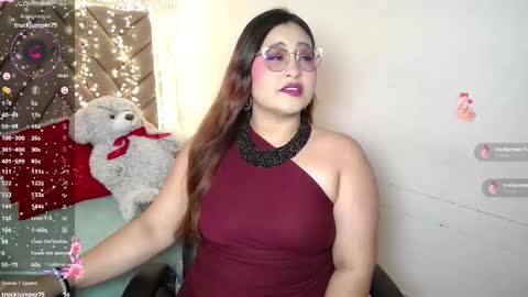 Snapshot of heluejamil chatting on February 4, 8:47 pm Zahira online show from February 4, 8:47 pm