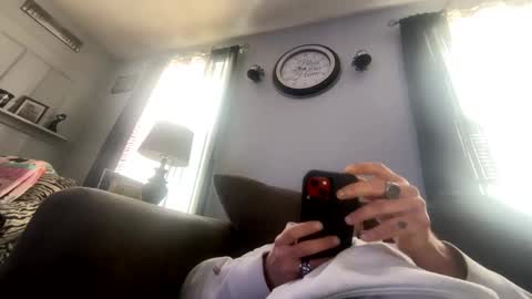 Snapshot of hemi12345 chatting on February 18, 3:43 pm hemi12345 online show from February 18, 3:43 pm