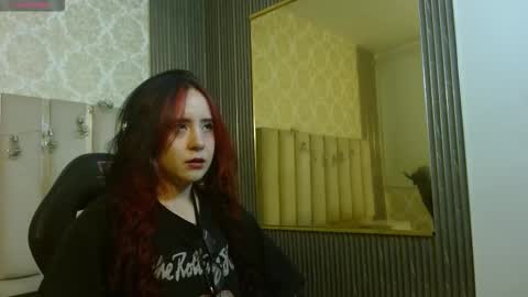 Hemmy  online show from December 5, 11:30 am