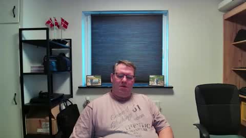 henrikrp1971 online show from March 7, 11:07 am