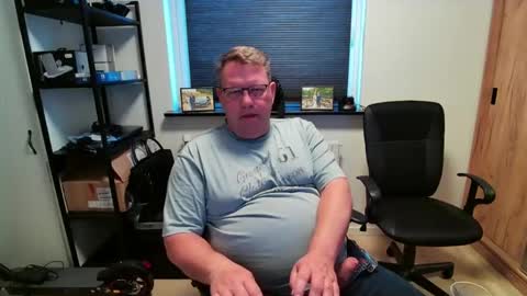 henrikrp1971 online show from April 17, 5:27 pm