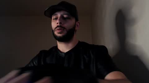 HenryAxe online show from October 25, 8:00 am