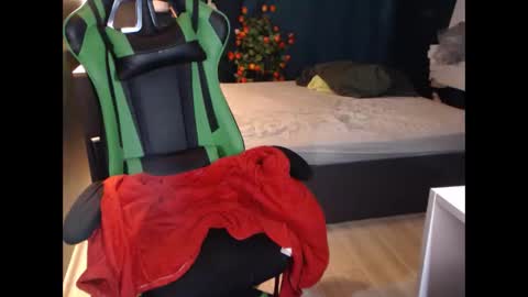 Hentaishiing online show from November 13, 11:36 pm