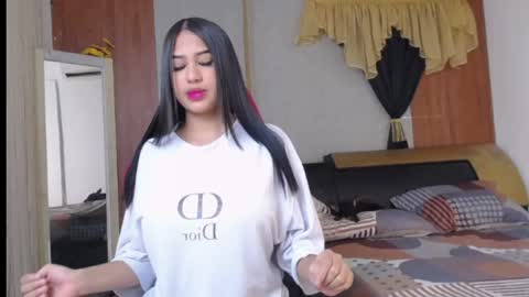 Snapshot of hera_divine chatting on March 15, 10:05 pm HERA online show from March 15, 10:05 pm