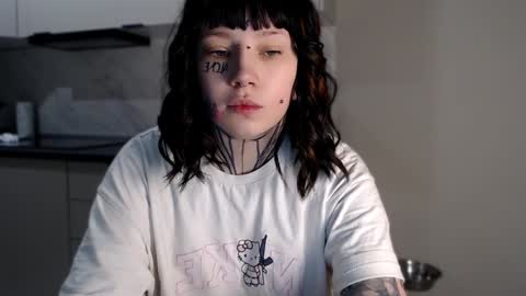 Snapshot of herbal_helpmepls chatting on December 27, 3:04 pm dirty Diana online show from December 27, 3:04 pm