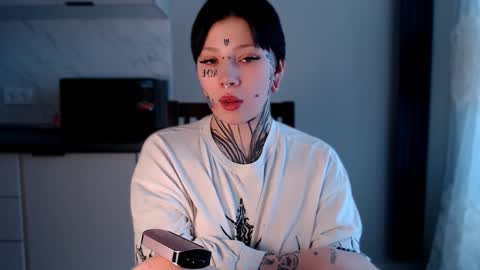 Snapshot of herbal_helpmepls chatting on January 15, 10:06 am dirty Diana online show from January 15, 10:06 am