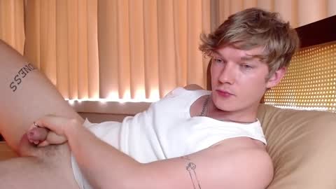 Gregblonde  Alextattoo online show from December 13, 4:43 am