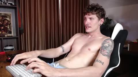 Gregblonde  Alextattoo online show from December 17, 1:44 am