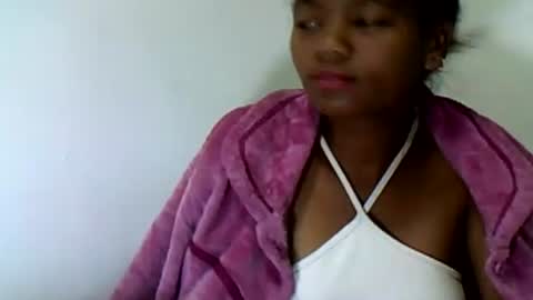 Snapshot of herisse01 chatting on July 22, 5:54 am herisse01 online show from July 22, 5:54 am