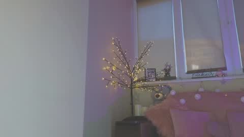 Snapshot of heroine_of_your_life chatting on January 13, 7:11 am Maryana online show from January 13, 7:11 am