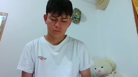 Snapshot of herrerabuitragroedwin chatting on May 27, 10:34 am valentin 123 online show from May 27, 10:34 am