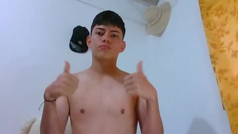 Snapshot of herrerabuitragroedwin chatting on June 8, 11:10 am valentin 123 online show from June 8, 11:10 am