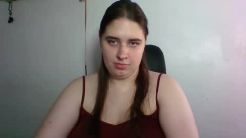 hess_luna_ online show from October 21, 9:10 am