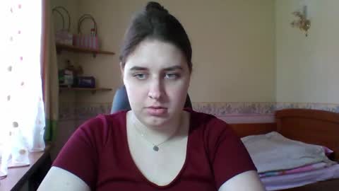 Snapshot of hess_luna_ chatting on April 23, 9:08 am hess_luna_ online show from April 23, 9:08 am