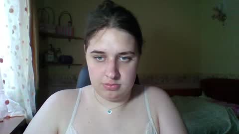Snapshot of hess_luna_ chatting on July 23, 9:07 am hess_luna_ online show from July 23, 9:07 am