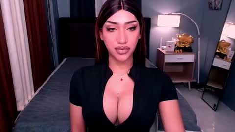Snapshot of hestiaprytanei chatting on April 3, 10:02 am bry online show from April 3, 10:02 am
