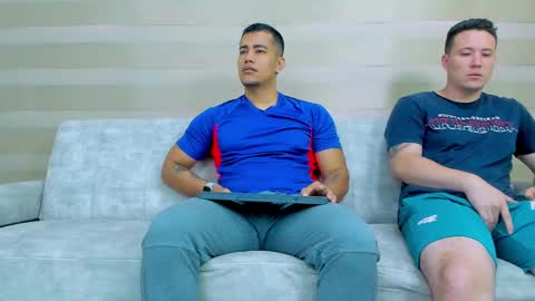 heteros men online show from February 14, 1:40 pm