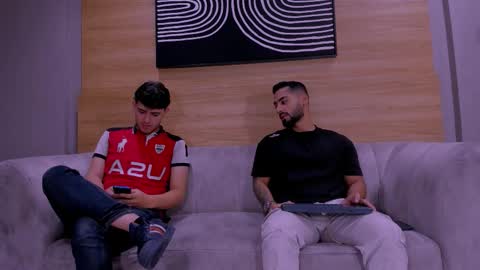 heteros men online show from December 1, 1:49 pm