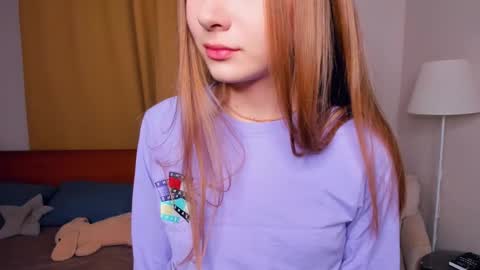 Snapshot of hettiereimel chatting on November 28, 7:05 pm Linda online show from November 28, 7:05 pm