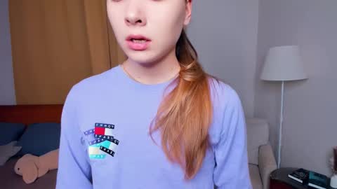 Snapshot of hettiereimel chatting on November 30, 7:40 pm Linda online show from November 30, 7:40 pm