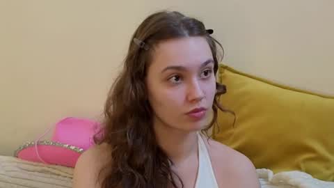 Snapshot of hettiesalsa chatting on June 10, 7:40 am Jane online show from June 10, 7:40 am