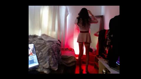 Snapshot of hevin69 chatting on January 18, 6:12 pm hevin69 online show from January 18, 6:12 pm