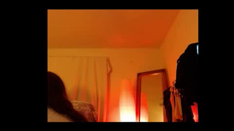 Snapshot of hevin69 chatting on January 19, 6:17 am hevin69 online show from January 19, 6:17 am