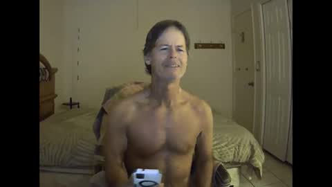 hewes1 online show from February 12, 9:04 am