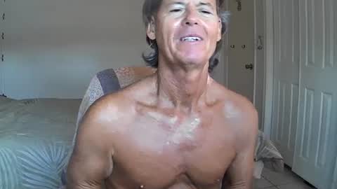 hewes1 online show from July 21, 11:23 am