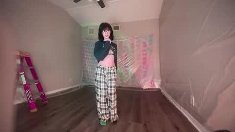 salem online show from December 3, 6:37 am