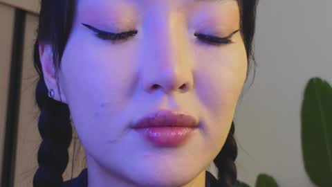Audrey online show from December 3, 5:55 pm