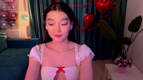 Audrey online show from February 17, 1:21 pm