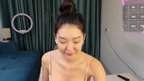 Audrey online show from March 29, 1:55 pm