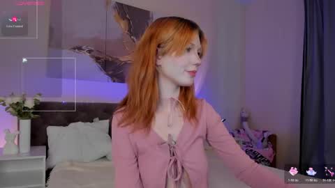 Snapshot of hey_lexy chatting on May 5, 9:17 am Lexy GMT1 0200 am-0900am Mon Tue online show from May 5, 9:17 am