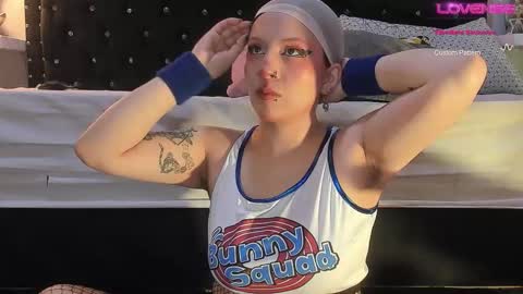 Noraly  online show from January 16, 4:49 am