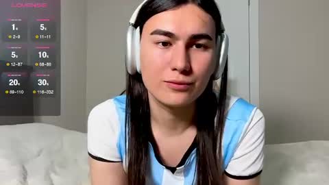 Snapshot of heyalena chatting on July 19, 9:29 pm heyalena online show from July 19, 9:29 pm