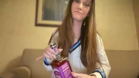 HeyAlicia online show from November 1, 1:18 am