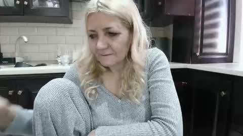 Heyheygrey online show from March 15, 1:28 pm