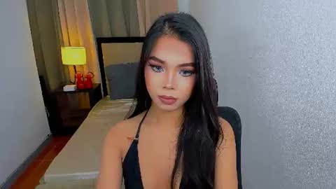 Snapshot of heyitsafira chatting on June 26, 2:10 pm SAFIRA 3 online show from June 26, 2:10 pm