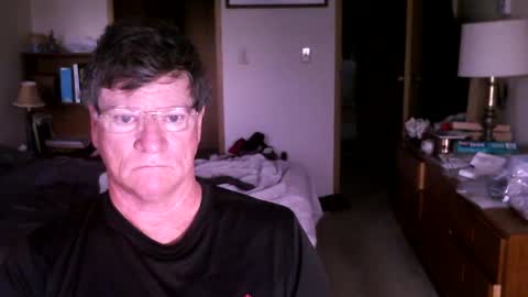 Snapshot of hg99too chatting on September 25, 1:59 pm hg99too online show from September 25, 1:59 pm