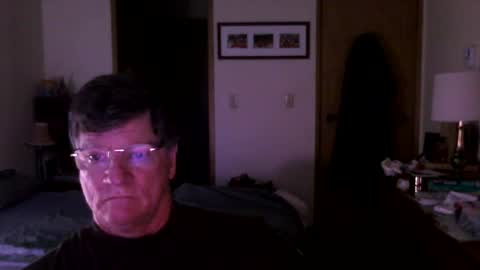 Snapshot of hg99too chatting on October 2, 2:24 pm hg99too online show from October 2, 2:24 pm