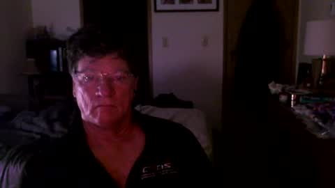 Snapshot of hg99too chatting on October 12, 2:27 pm hg99too online show from October 12, 2:27 pm