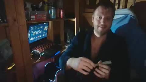 H Dawg online show from February 22, 10:52 pm