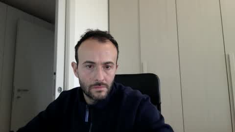 Snapshot of hhombre chatting on January 9, 9:01 am hhombre online show from January 9, 9:01 am