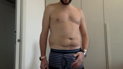 Snapshot of hhombre chatting on January 16, 1:15 pm hhombre online show from January 16, 1:15 pm