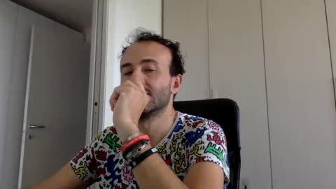 Snapshot of hhombre chatting on July 24, 12:03 pm hhombre online show from July 24, 12:03 pm