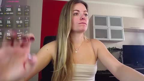 Lina online show from November 15, 8:22 am