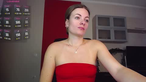 Lina online show from November 17, 8:09 am