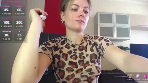 Lina online show from July 3, 9:27 am