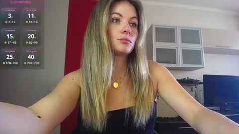 Lina online show from July 4, 7:47 am